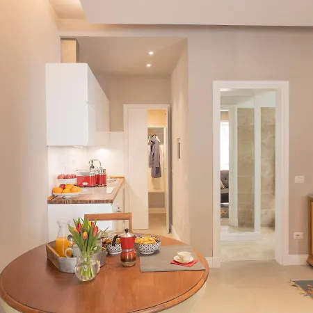 Il Poggio, Exclusive Location In Apartment